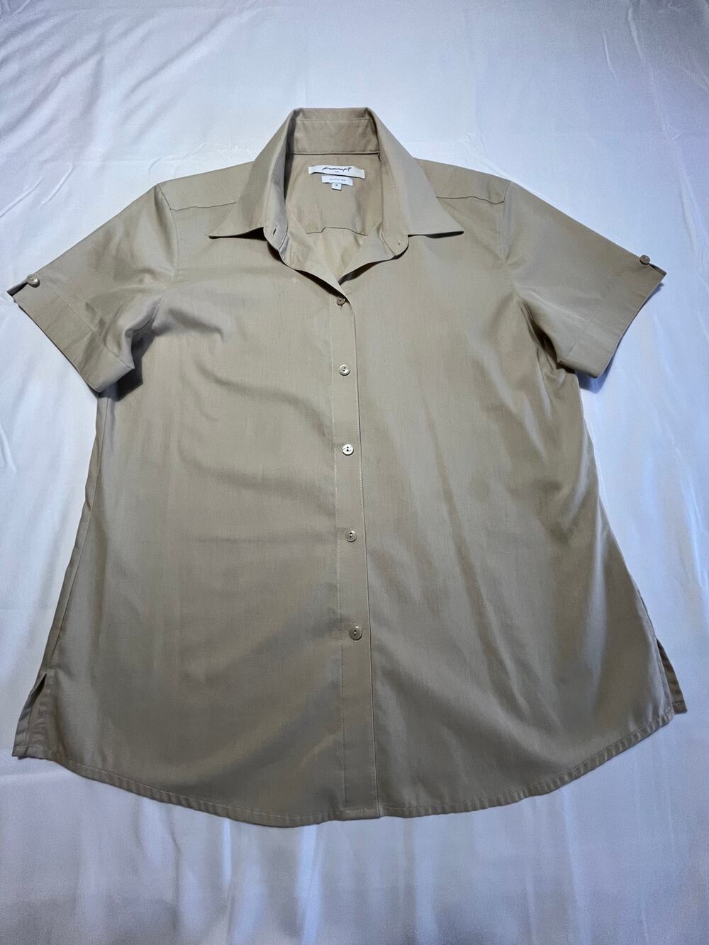 Foxcroft NYC Wrinkle Free Button Front Shirt Womens 10 Khaki Short Sleeve Cotton